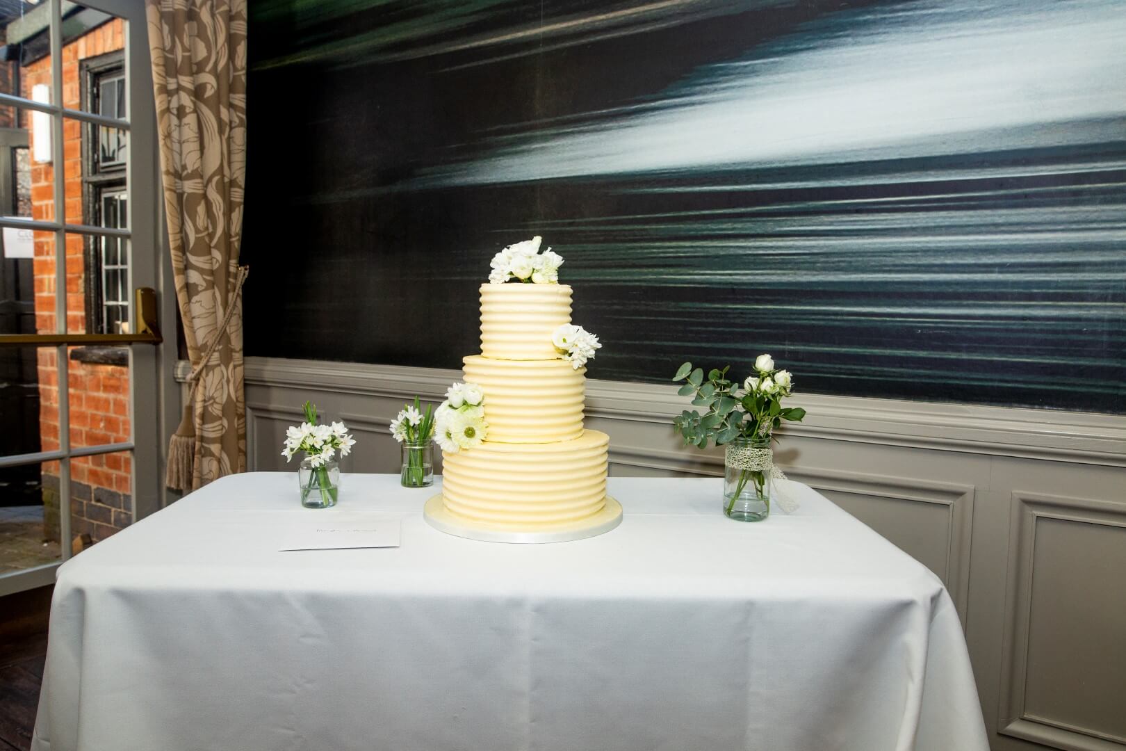 stratford upon avon wedding cake